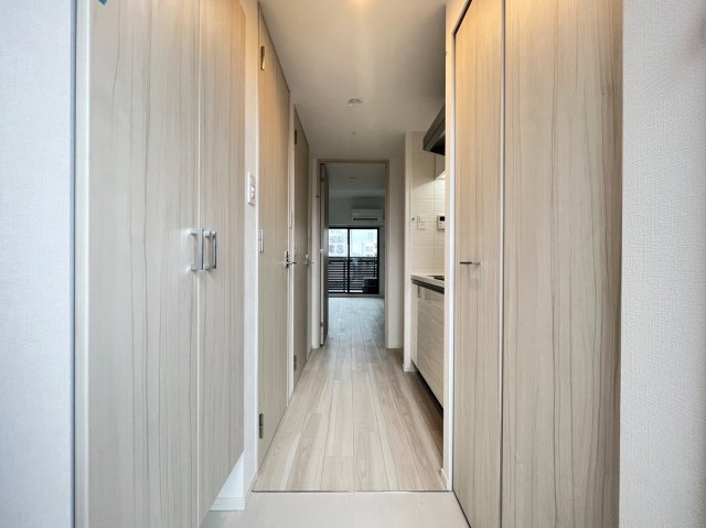 S-RESIDENCE難波大国町Unoの玄関
