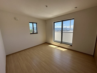 【洋室】 | 岡谷市塚間町２丁目　中古住宅③ | ３階洋室