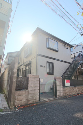 ★閑静な住宅街の中に建っています★