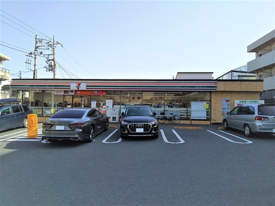 セブンイレブン目黒碑文谷３丁目店まで350ｍ
