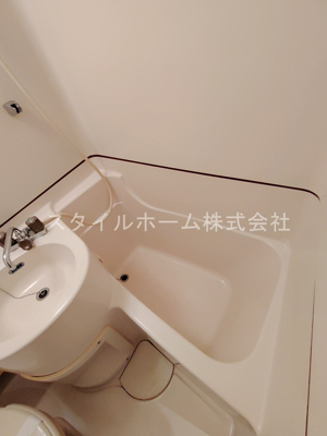 【浴室】 | ユトリロ北山 | 別部屋写真です。