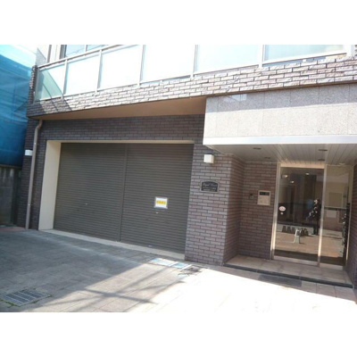 【エントランス】 | ロイヤルコート練馬 | 落ち着いたエントランスです