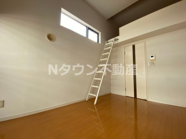 【その他】 | プティ オランジュ | 使いやすい居間です