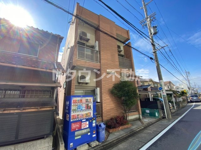 【外観】 | プティ オランジュ | きれいな外観です