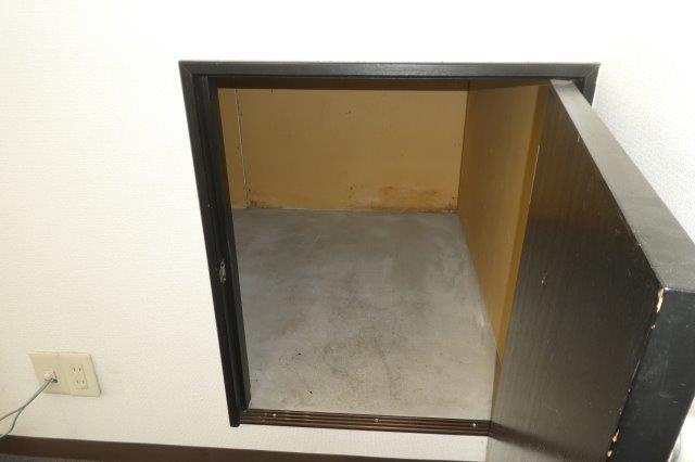倉敷市堀南の店舗の収納