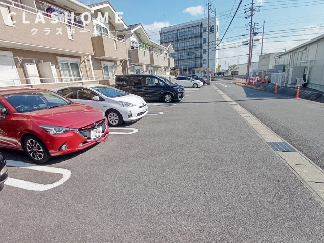 エスターテ　アイリス　Ｂ　　　刈谷市の賃貸ならクラスホーム刈谷店の駐車場