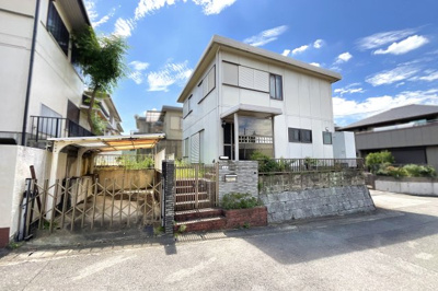 【外観】 | 宇治市宇治野神　注文住宅　建築条件なし　土地 | 宇治市役所が徒歩6分と手続き関係も近くて大変便利です！銀行や郵便局も徒歩10分以内に。