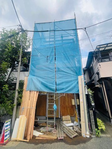 新宿区新宿　新築戸建の外観