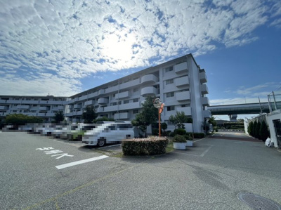 【外観】 | 二色小【アジュール二色の浜１棟２階】貝塚市二色２丁目 | 物件の外観です