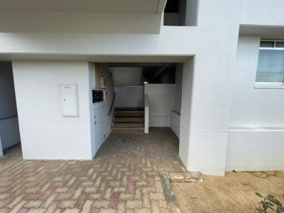 【エントランス】 | 二色小【アジュール二色の浜１棟２階】貝塚市二色２丁目 | エントランスです