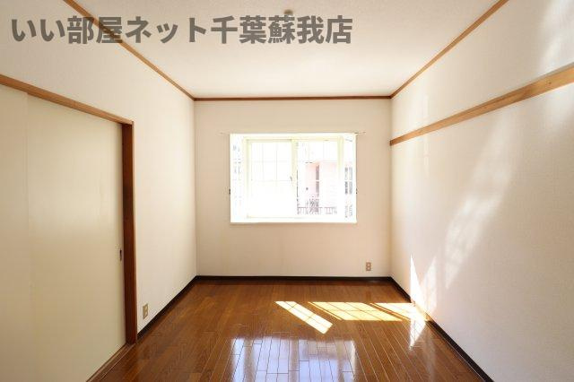 ヒルズ青葉台の居間・リビング|居間です