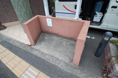 【その他共用部分】 | リベルテタナカ | 敷地内ゴミ置き場