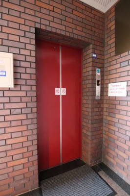 【設備】 | リベルテタナカ | エレベーター