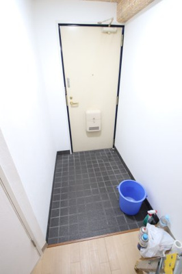 【玄関】 | リベルテタナカ