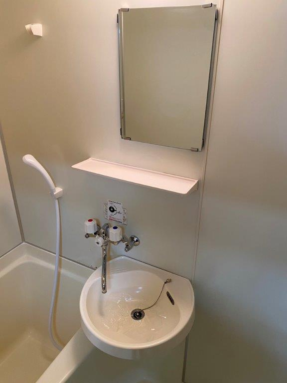 センチュリーハウス津志田Bの洗面所