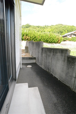 【庭】 | スカイガーデン室本２号地