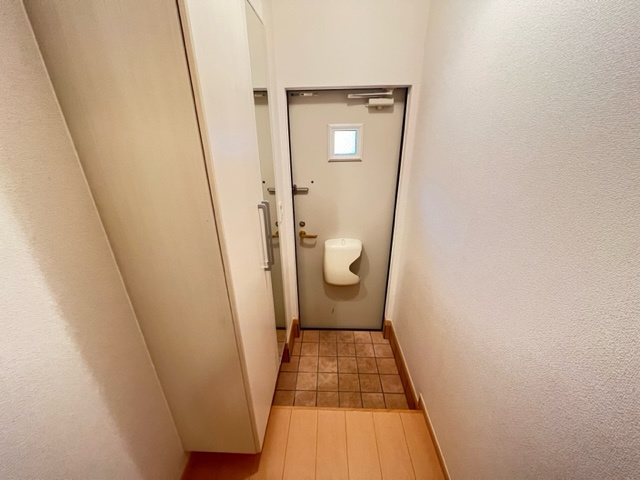 オブコニカの玄関