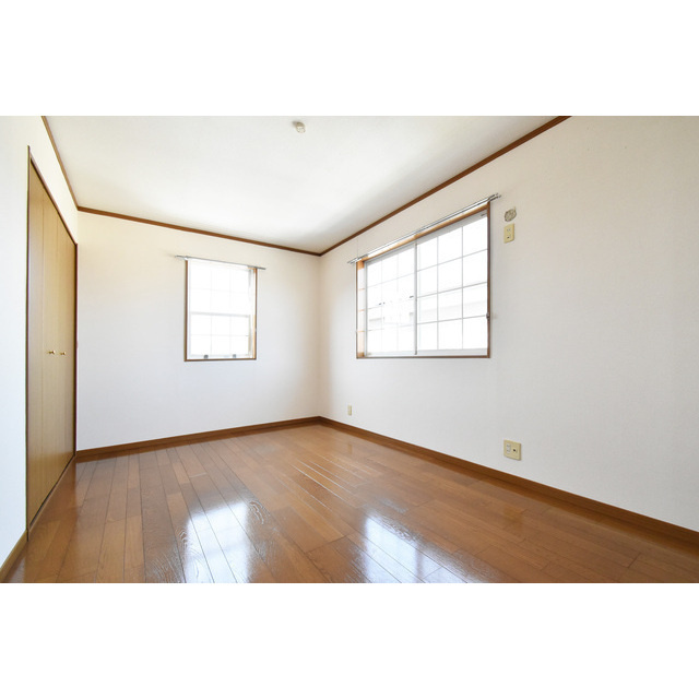 アメニティタウンハウスの洋室