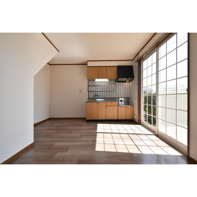 アメニティタウンハウスの居間・リビング