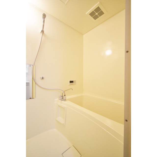 アメニティタウンハウスの浴室