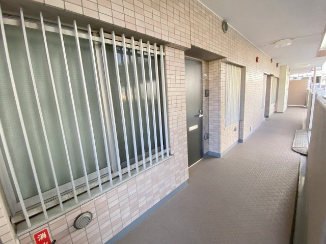 ライオンズマンション三郷のその他共用部分|共用通路