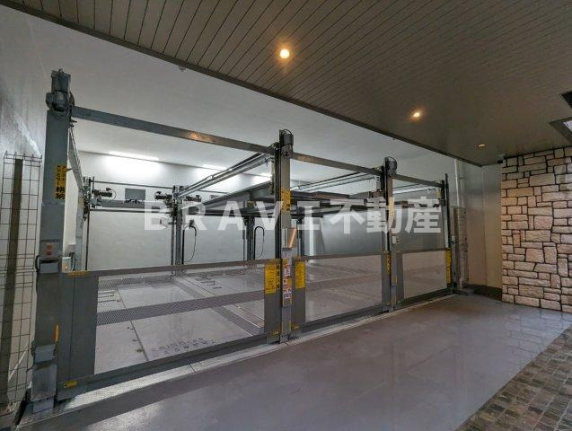 Vinoプレジオ本町の駐車場