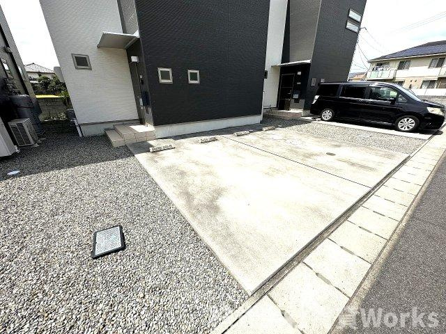 フィットセル蔵本Ⅱの駐車場|駐車場があります