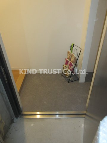 M.hills南森町の玄関|毎日通る玄関はこちらです