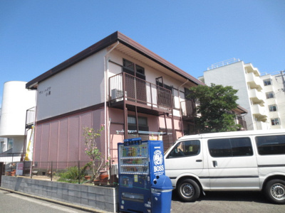 前面駐車場です