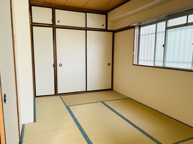 春日部市中央２丁目の賃貸マンションの和室