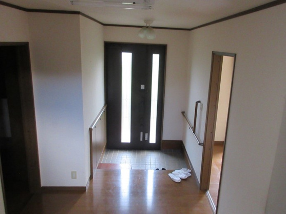 【玄関】 | 東興別荘地　戸建