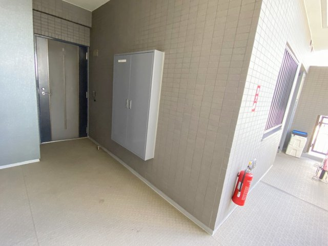 エステ・スクエア吉川のその他共用部分|共用通路