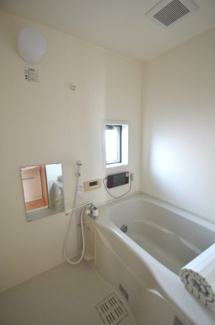 【浴室】 | Kiratech White(キラテック　ホワイト)