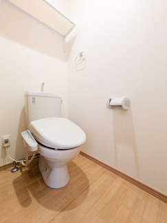 【トイレ】 | グレースコートA棟 | ウォシュレット機能付きトイレ