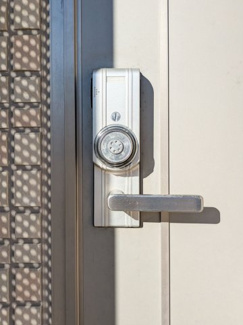 【玄関】 | グレースコートA棟 | カードキー対応