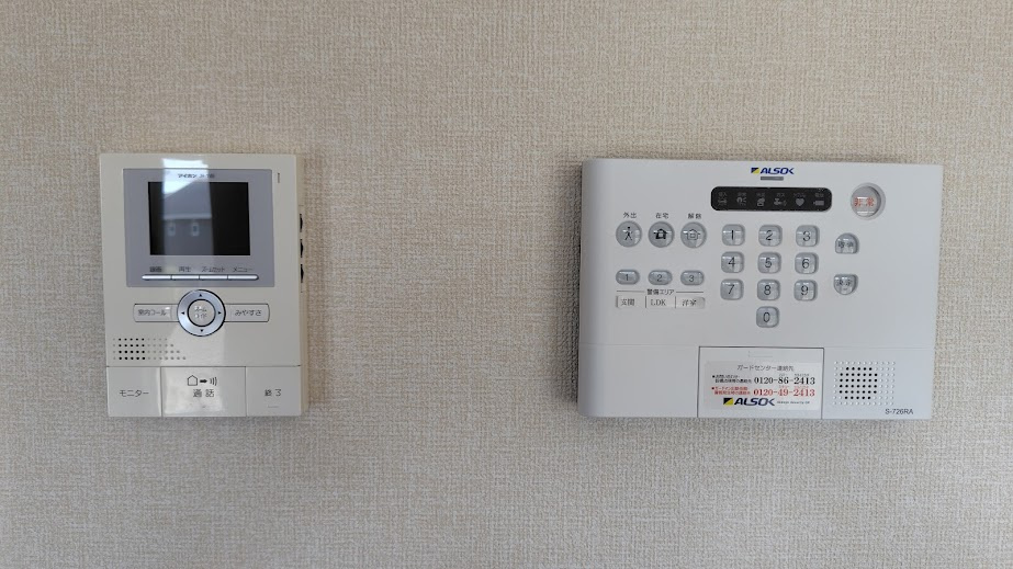 シュタットみどりのDのエントランス