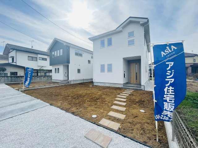 川越市笠幡1期　新築戸建の外観|現地（2023年11月5日）撮影　敷地面積は広々７３坪超え！