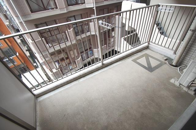 【バルコニー】 | DSタワー平尾駅前レジデンス | 物件の画像10