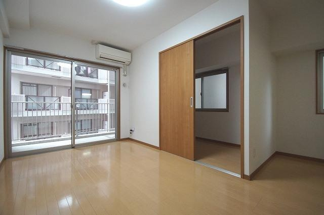 【居間・リビング】 | DSタワー平尾駅前レジデンス | 物件の画像3