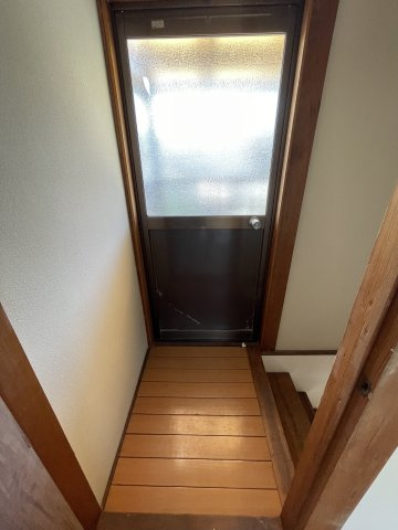 唐津市元石町の一戸建て|階段上