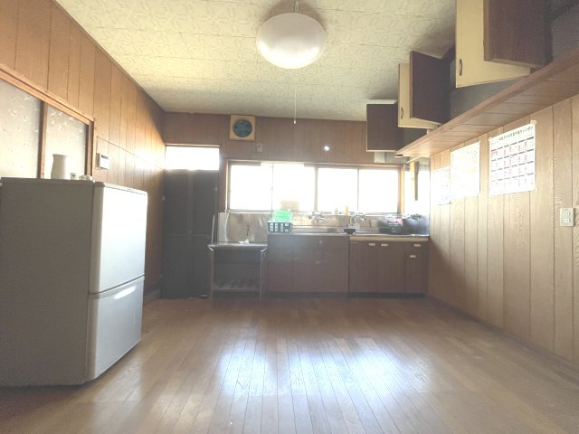 唐津市元石町の一戸建てのキッチン