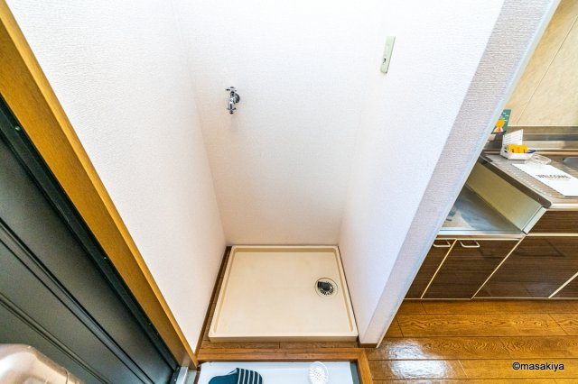 遊眠　β館の洗面所|室内洗濯機置き場