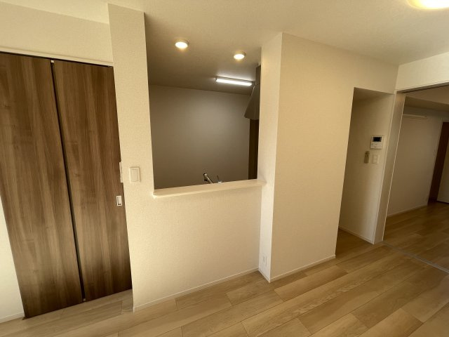 クオーレＢの内装|カウンターキッチン
