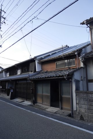 津山市勝間田町　中古住宅　３Kの前面道路含む現地写真