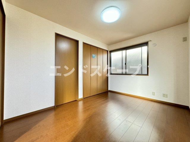 グランドソレーユの居間・リビング|高崎、前橋エリアのお部屋探しはエンドスケープまで！お客様の理想お聞かせ下さい♪