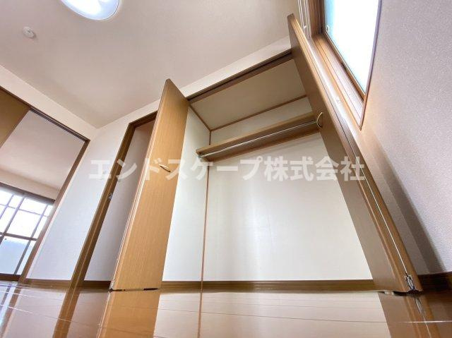 ドミールＳＵＧＵＲＯの収納|高崎、前橋、伊勢崎エリアのお部屋探しはエンドスケープまで！お客様の理想お聞かせ下さい♪