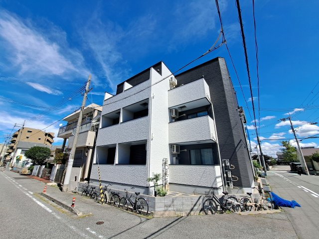 LUMINOUS GRANDEの外観