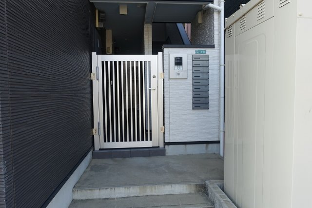 LUMINOUS GRANDEのエントランス