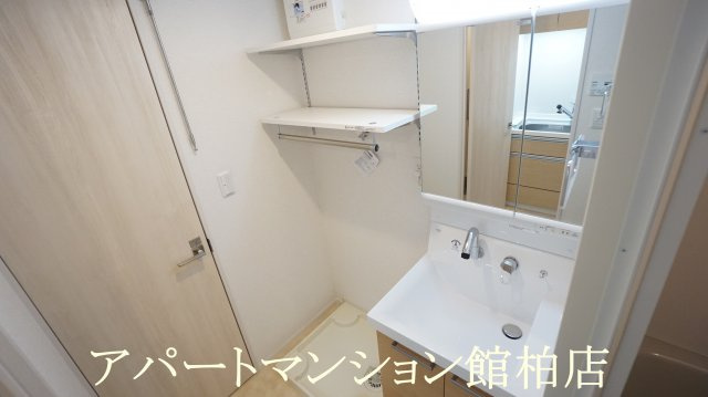 オークリーフビレッジの独立洗面台