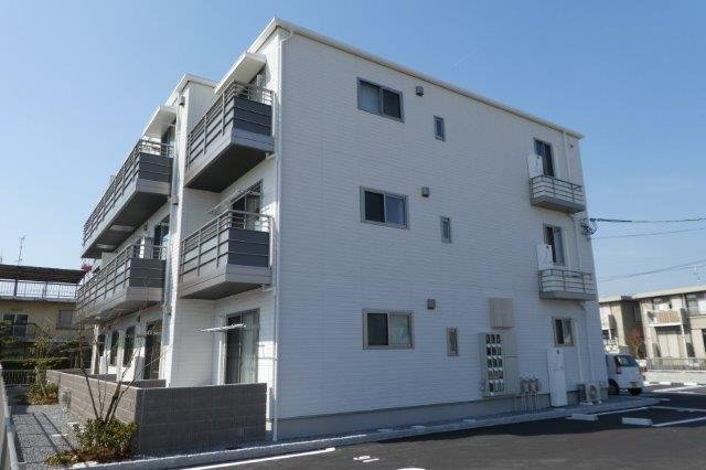 総社市総社２丁目の賃貸マンションの外観